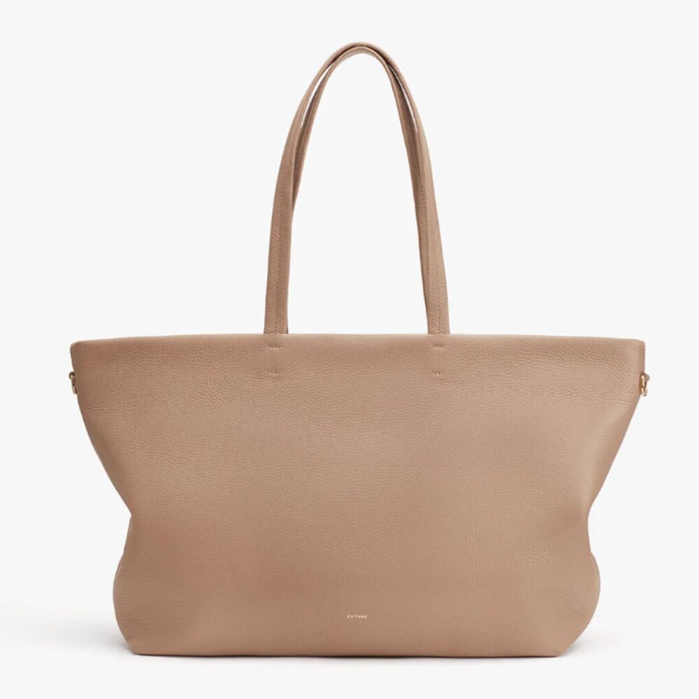 Cuyana Classic Zipper Tote